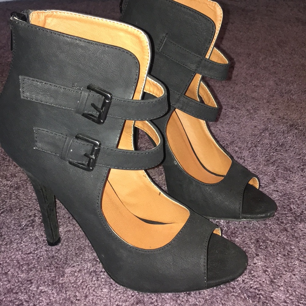 X2B 3.5 Inch Heels